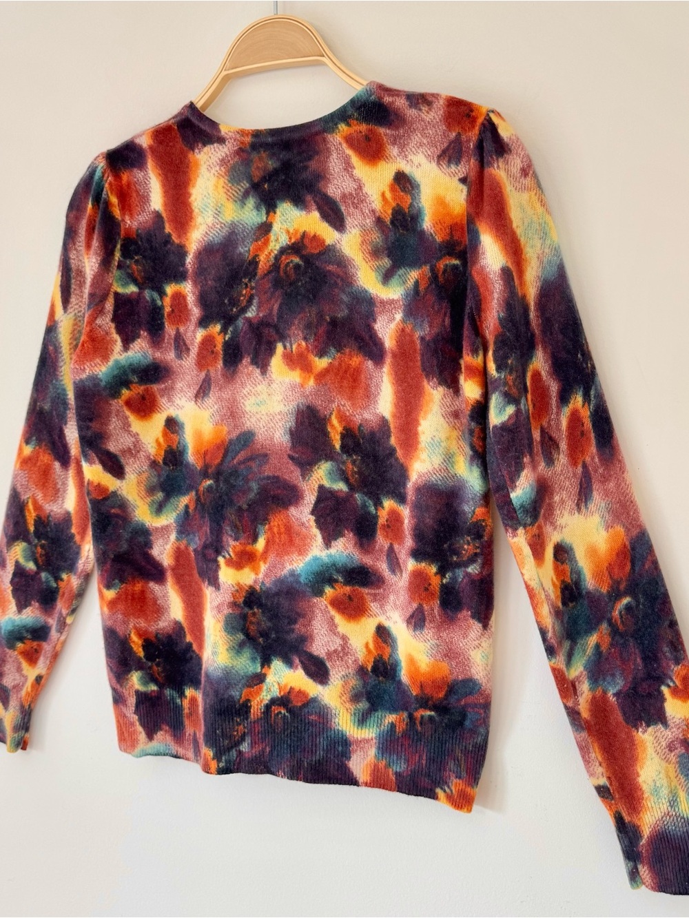 Quotation Rainbow Watercolor Fall Colors 2-Ply Cashmere Cardigan, Size M - Picture 12 of 13